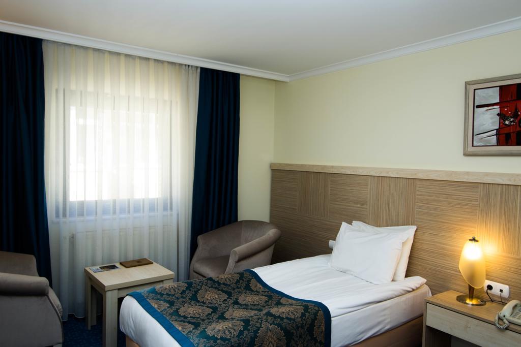 King Hotel Cankaya Ankara Bagian luar foto
